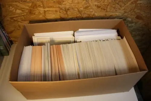 Karton mit Ersttagsblättern Bund inkl. 2 Alben + 5 Alben leer (mit Hüllen) (33895)