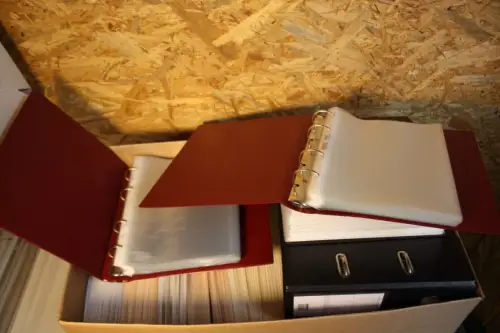 Karton mit Ersttagsblättern Bund inkl. 2 Alben + 5 Alben leer (mit Hüllen) (33895)