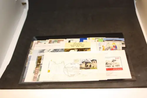 Bund Jahrgang 2007 gestempelt komplett (32819)