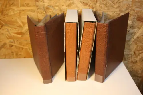 4 Kobra ETB Alben mit Hüllen in braun (33505)