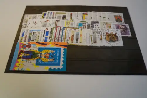 Bund Jahrgang 1993 gestempelt komplett (30101)