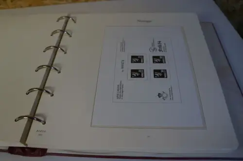 Europa / Übersee Blocksammlung in 7 Borek Bindern (30162)