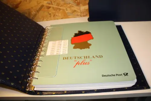 Dt. Post Deutschland Plus 2011-2013 falzlos inkl. Binder + Schuber (32113)