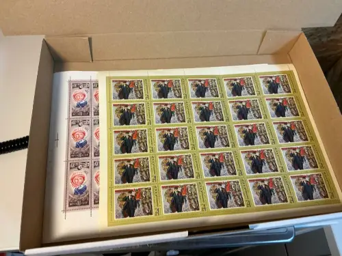 Alle Welt 1 kg lose Marken (34061)