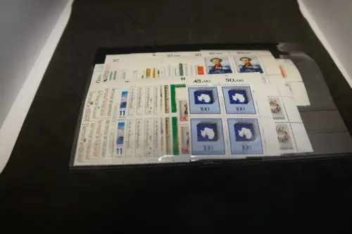 Bund Jahrgang 1981 Viererblocks komplett (31426)