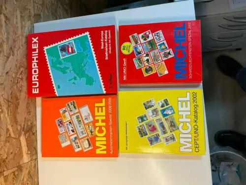 4 ältere Michel Kataloge (34299)