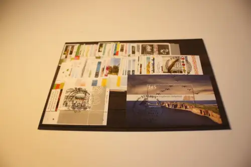 Bund Jahrgang 2010 komplett ohne selbstklebende gestempelt (33432)