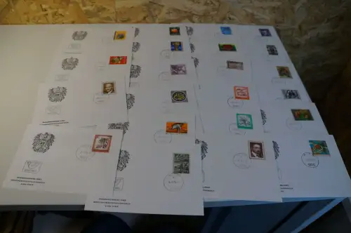 Österreich Jahrgang 1976 FDC fast komplett (28039)