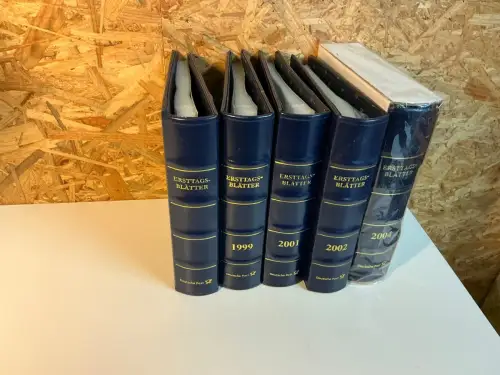 Dt. Post 5 ETB Alben mit Jahreszahlen am Rücken (34445)