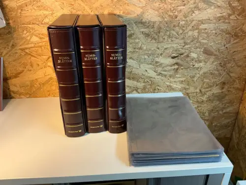 3 Stück Post Numisblatt Alben mit 100 Hüllen (34503)