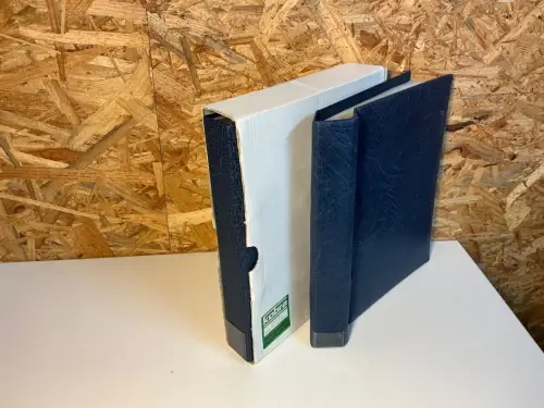 2 Kobra ETB Alben in blau mit Hüllen in weiß (33890)