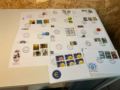 Luxemburg Jahrgang 2001 FDC komplett (34660)