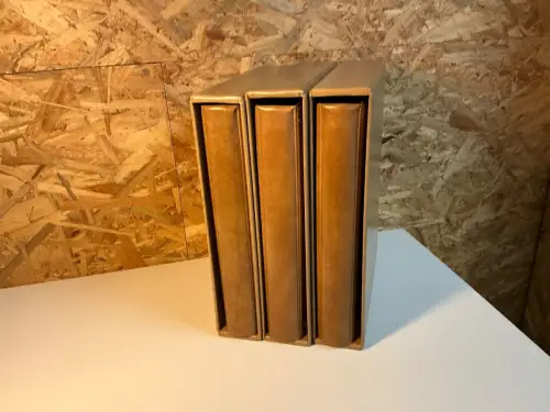 3 Stück Safe ETB Alben Variant inkl. Hüllen + Schuber in beige (34735)