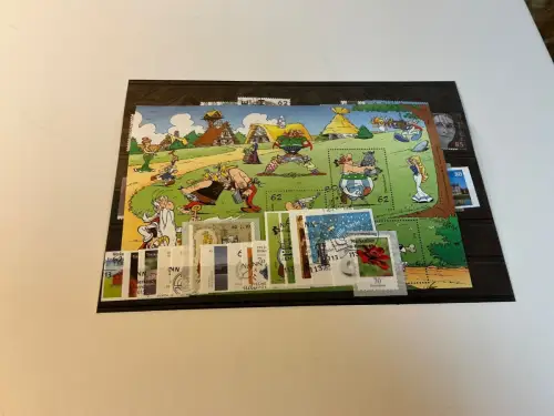 Bund 2015 gestempelt mit Selbstklebenden komplett (34860)