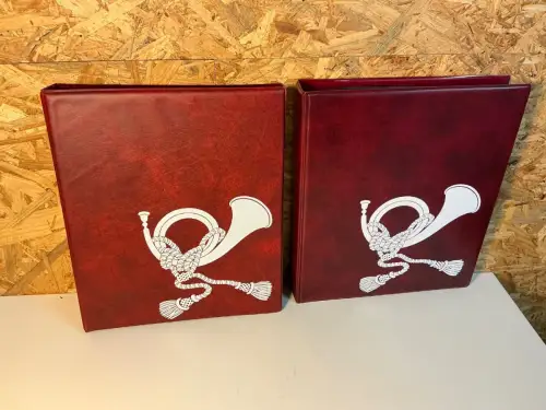 2 Philswiss Alben rot mit 50 Hüllen mit 2 Streifen (34959)