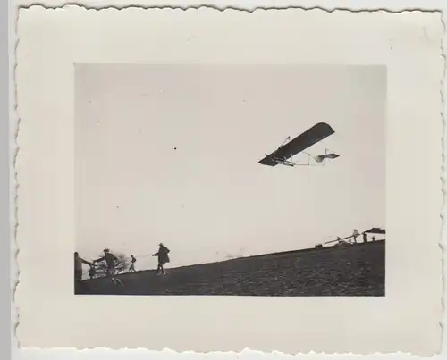 (F31098) Orig. Foto Schulgleiter Zögling nach dem Start in Kirchheim Teck 1930er