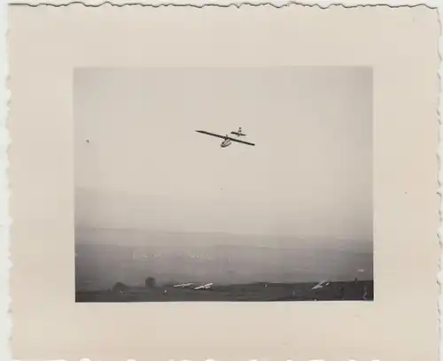 (F31088) Orig. Foto Segelflugzeug Schulgleiter in Kirchheim Teck 1930er