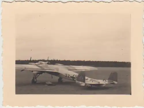 (F30910) Orig. Foto Flugplatz Altenburg Nobitz, Do-17 vom KG 153 1930er