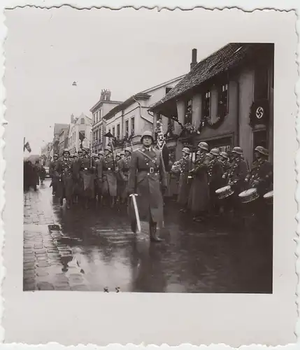 (F2997) Orig. Foto Lüdenscheid, Einzug I. Flak-Reg. 14 in neue Garnison, 1936