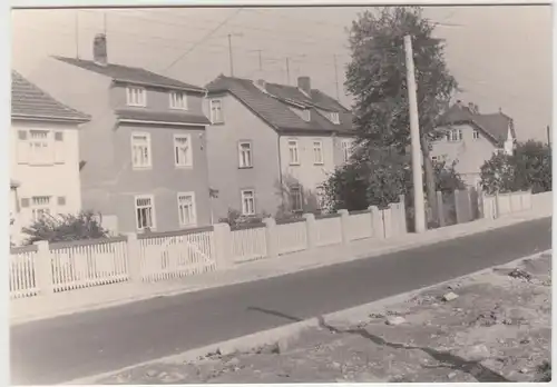 (F9735) Orig. Foto DDR Straßenzug i.d. Nähe e. Neubaugebietes in Stadtilm, 1960e