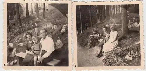 (F9650) 2x Orig. Foto Familie macht Rast im Wald, 1962