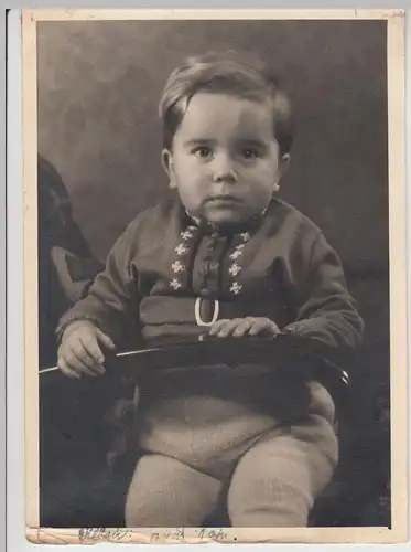 (F9589) Orig. Foto kleiner Junge Ulrich (2 J.) 1946