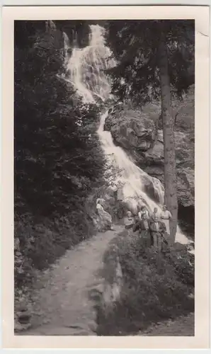 (F9494) Orig. Foto Personen am Todtnauer Wasserfall 1939