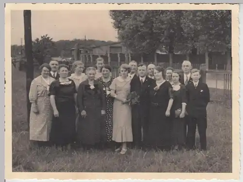 (F9475) Orig. Foto Personengruppe im Freien, Verlobung  1937