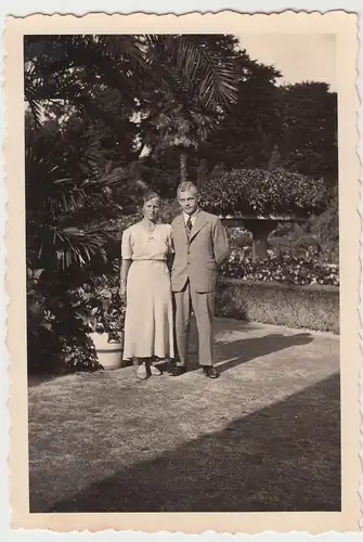 (F9291) Orig. Foto Bad Pyrmont, Paar im Palmengarten 1937