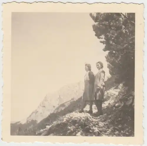 (F9110) Orig. Foto Frauen im Karwendelgebirge 1942