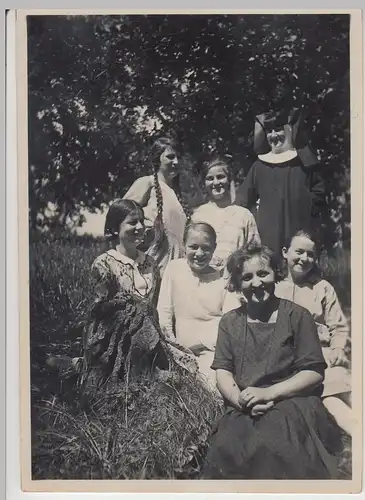 (F9034) Orig. Foto Rottenburg am Neckar, Mädchen im Garten in St. Klara 1931