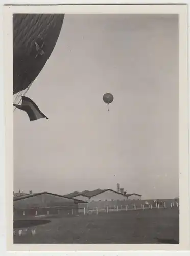 (F8982) Orig. Foto Bitterfeld, Ballon Wettfahrt 22.4.1934, Ballon nach dem Start