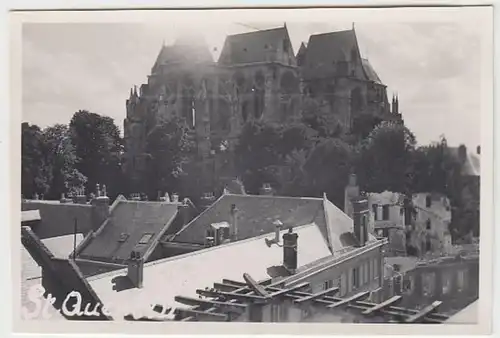 (F832) Orig. Foto St.Quentin, Kathedrale, zerstörte Häuser, 1940er
