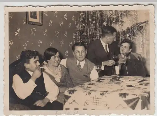 (F8298) Orig. Foto Personen in der Wohnstube, Weihnachten 1930er