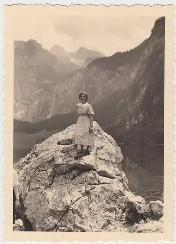 (F8141) Orig. Foto Königsee Obersee, Frau auf Felsen 1935