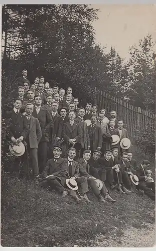 (F7904) Orig. Foto junge Männer, Gruppenfoto im Freien, Erfurt um 1910