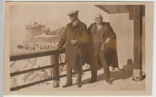 (F7885) Orig. Foto Münchner Haus a.d. Zugspitze, Herren am Geländer, 1931