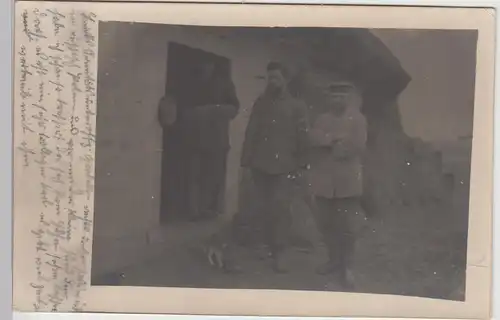 (F7878) Orig. Foto 1.WK Krankenwärter Otto Feldliz vor Gebäude, Lazarett 1915