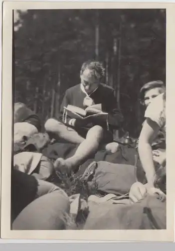 (F7756) Orig. Foto Herr vom Landheim Deutscheinsiedel, Rast bei Chemnitz 1929