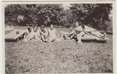 (F7743) Orig. Foto Wunsiedel, Personen auf der Liegewiese im Bad, 1931