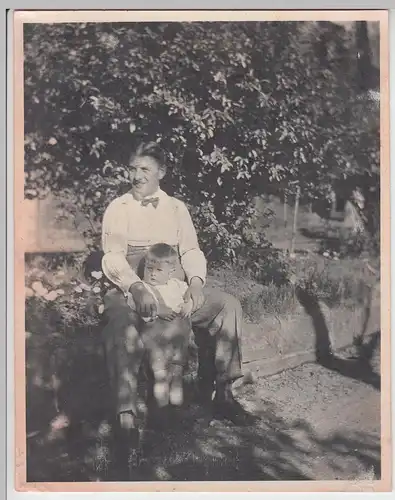 (F7702) Orig. Foto Maulbronn, Kind Hans mit Onkel Erwin, 15.5.1932