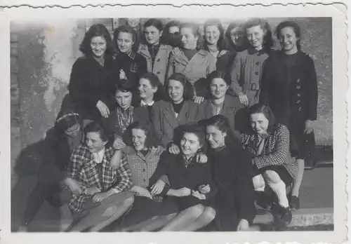 (F7615) Orig. Foto Heidenheim an der Brenz, Mädchen Klasse Va 1945