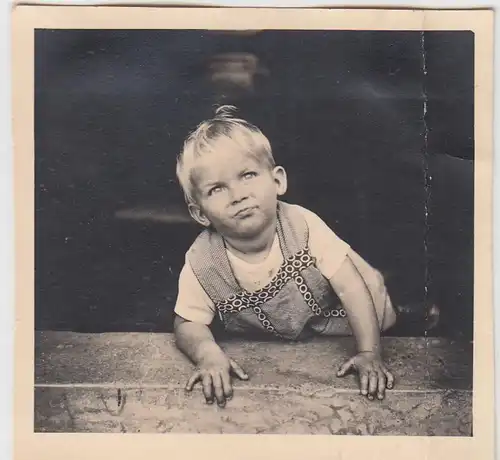 (F7415) Orig. Foto kleiner Junge Albrecht Salzmann, Thür. Aug. 1937