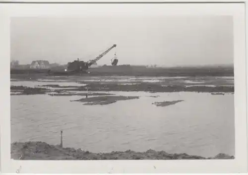 (F7317) Orig. Foto Baustelle der Firma Thosti, Seilbagger, Wassergelände 1940