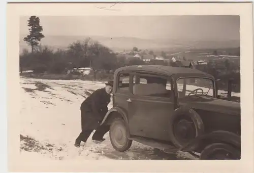 (F7179) Orig. Foto Mann am Automobil, Ausfahrt Bamberg, Staffelstein 1939