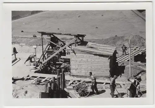 (F6934) Orig. Foto Baustelle, Tiefbau 1938, Maschine unter Bretterbude