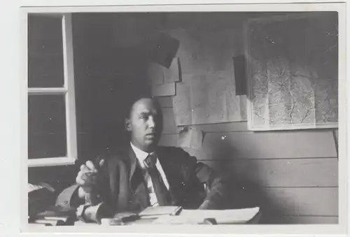 (F6763) Orig. Foto Mann in einem Büro, Bauplaner 1936