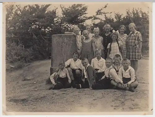 (F655) Orig. Foto Kindergruppe im Freien "Klassenausfahrt 1927"