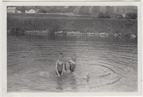 (F6539) Orig. Foto Eichstätt, Kinder in einem Badesee, 1934