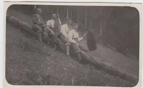 (F6353) Orig. Foto Personen auf Wanderung, Höhe Scha?rinspark 1929